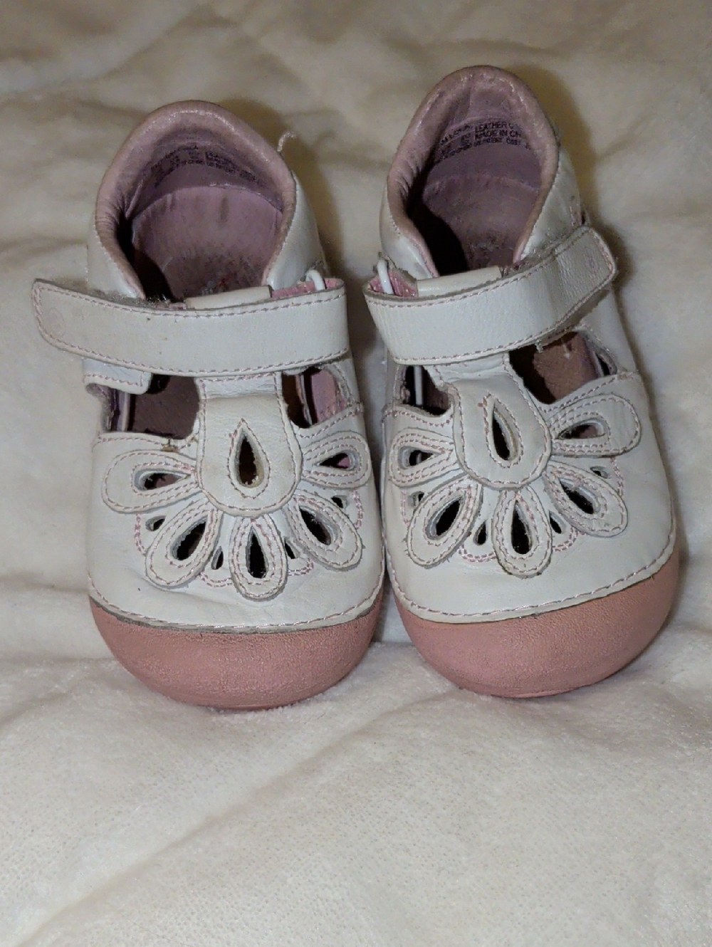 Stride Rite White and Pink Leather Flower Cutout Mary Janes